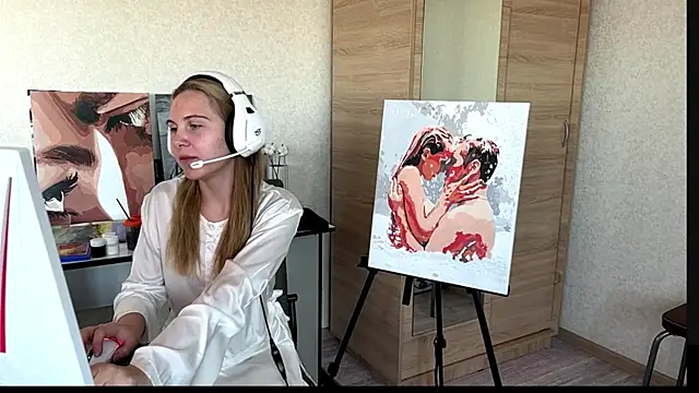 Myrira Light online show from 15, 9, 2025