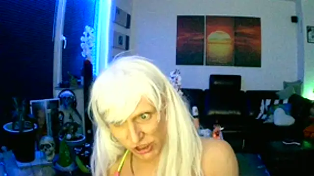 hellgirl1980 online show from 19, 11, 2025