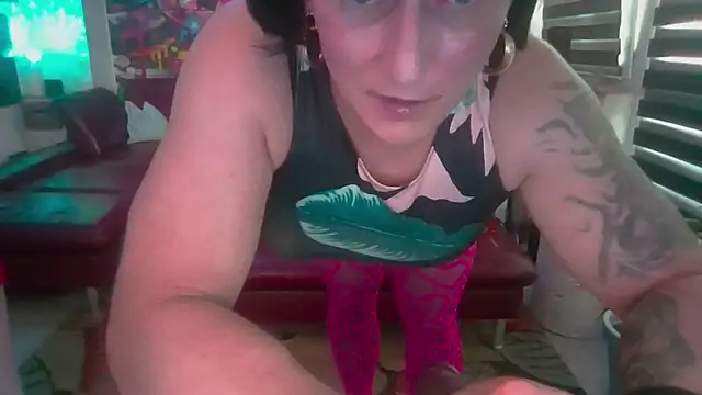 hellgirl1980 online show from 16, 7, 2026