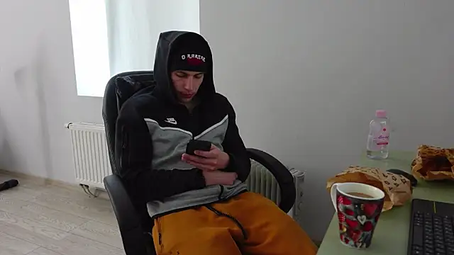 Ryan Dozer online show from 28, 4, 2026