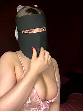 RooVaaN-Xx online show from 29, 10, 2025