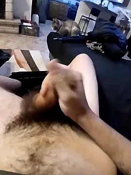 Snapshot of costadavi13 chatting on 24, 11, 2025 costadavi13 online show from 24, 11, 2025