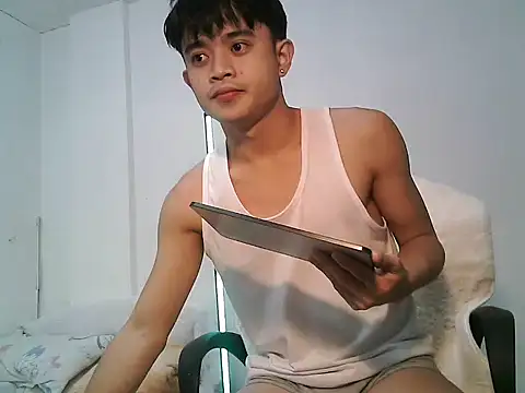 NautyBoyBrazeen 143 online show from 19, 1, 2026