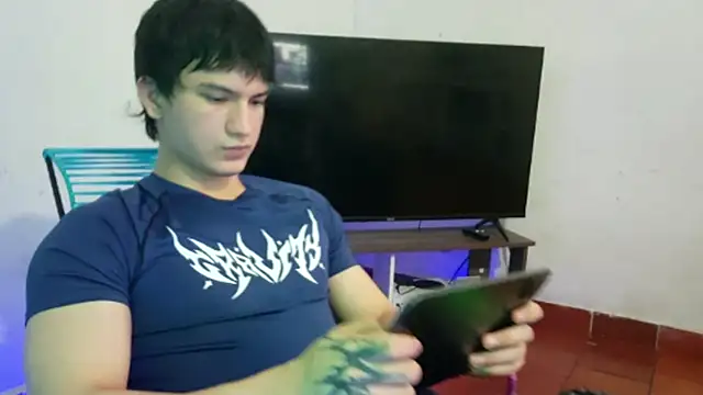 ErickWalton online show from 24, 10, 2025