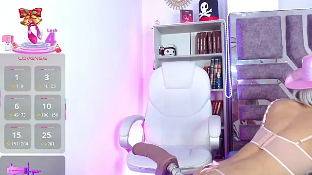 Eva Walker  online show from 22, 11, 2025