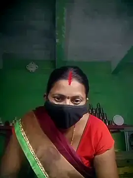 Snapshot of Km_pooja chatting on 12, 9, 2025 Km pooja online show from 12, 9, 2025