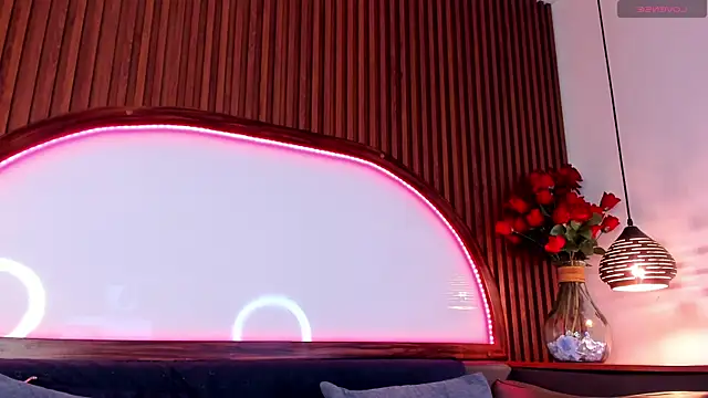Snapshot of B_Wild chatting on 10, 6, 2026 B Wild online show from 10, 6, 2026