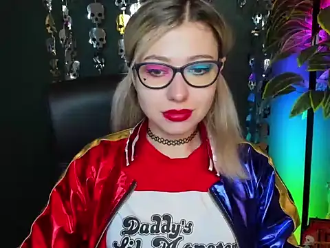 loveHeidi online show from 31, 10, 2025