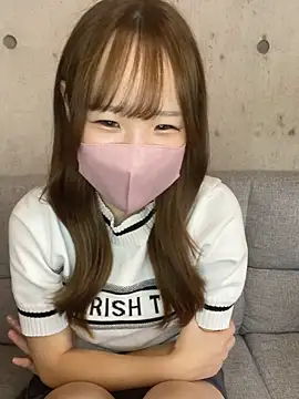 Snapshot of maika_3 chatting on 11, 10, 2025 maika 3 online show from 11, 10, 2025