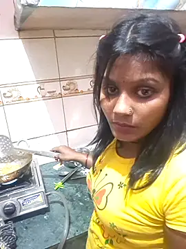 Rashmi Pathak online show from 10, 11, 2025