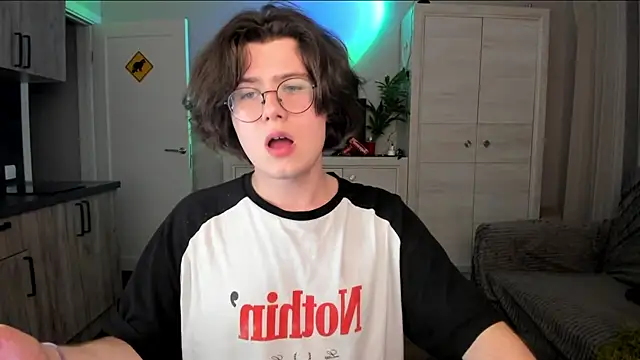 Derek Shameless online show from 18, 6, 2026