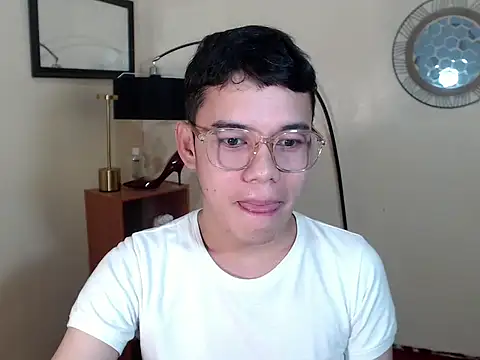 keirflorianxx online show from 3, 10, 2025