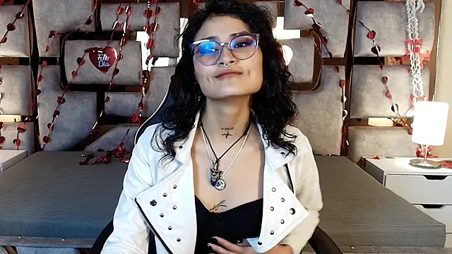 Snapshot of LilyRouset chatting on 15, 9, 2025 LilyRouset online show from 15, 9, 2025