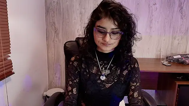 Snapshot of LilyRouset chatting on 18, 9, 2025 LilyRouset online show from 18, 9, 2025