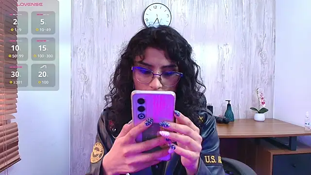 Snapshot of LilyRouset chatting on 20, 9, 2025 LilyRouset online show from 20, 9, 2025