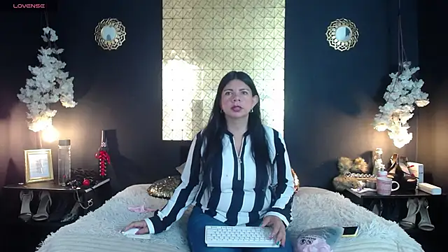 kinky momm online show from 20, 2, 2026