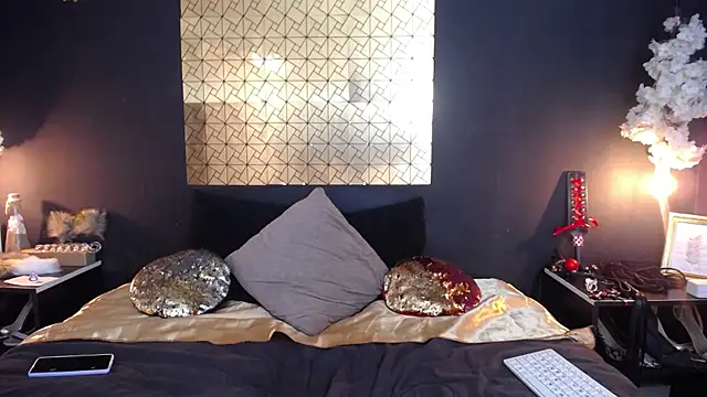 kinky momm online show from 11, 4, 2026