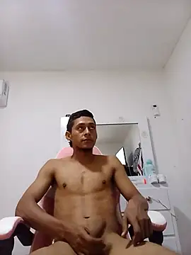 Boy hot- online show from 18, 9, 2025