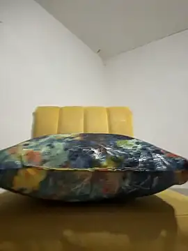 Boy hot- online show from 8, 4, 2026