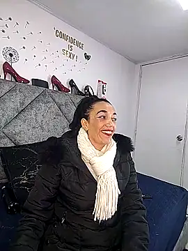 Shantey Laurent online show from 5, 2, 2026