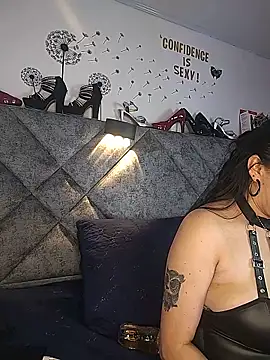 Snapshot of Shantey_Laurent chatting on 20, 5, 2026 Shantey Laurent online show from 20, 5, 2026