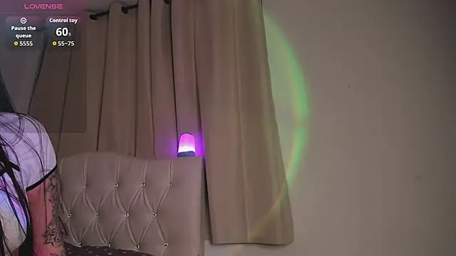 Snapshot of Mia_sky_1 chatting on 15, 9, 2025 Mia sky 1 online show from 15, 9, 2025