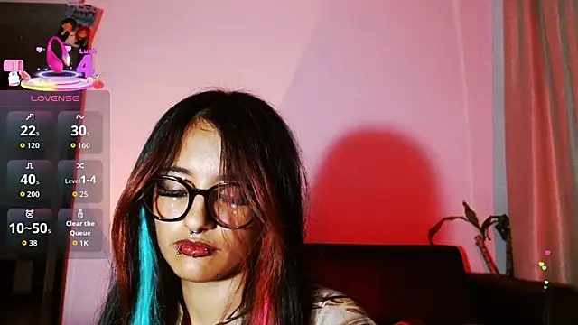 carolinerue online show from 17, 10, 2025