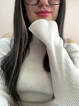 Molly-molly- online show from 24, 4, 2026