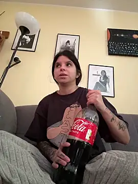 Brutecia2002 online show from 17, 2, 2026