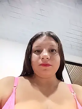 Snapshot of Shell_Latina chatting on 28, 4, 2026 Shell Latina online show from 28, 4, 2026