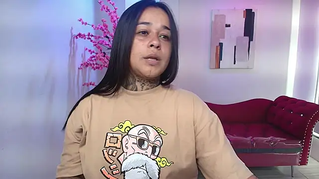 Black roseee online show from 4, 12, 2025