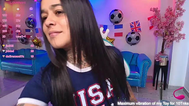 Snapshot of Black_roseee chatting on 19, 7, 2026 Black roseee online show from 19, 7, 2026