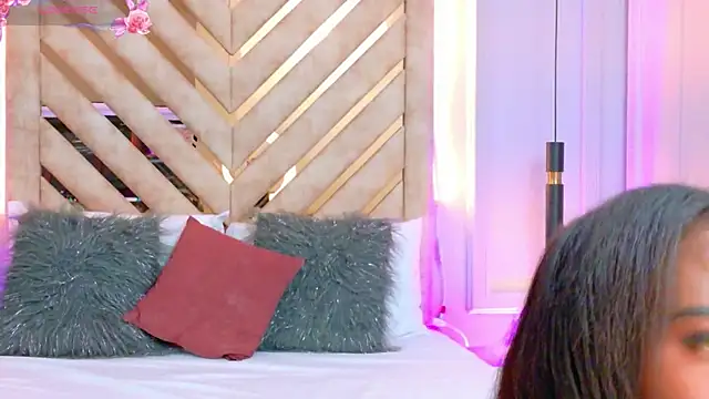 Rossie-Cameron online show from 6, 1, 2026