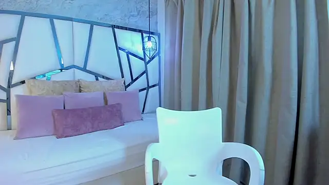 Susanna Cute online show from 20, 4, 2026