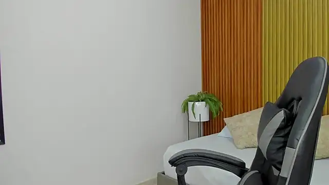 Snapshot of gisella15_ chatting on 3, 11, 2025 gisella15 online show from 3, 11, 2025