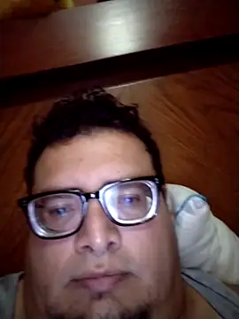 Snapshot of Santiagoqro85 chatting on 3, 10, 2025 Santiagoqro85 online show from 3, 10, 2025