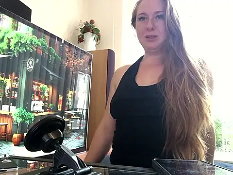 MazySunny online show from 9, 10, 2025