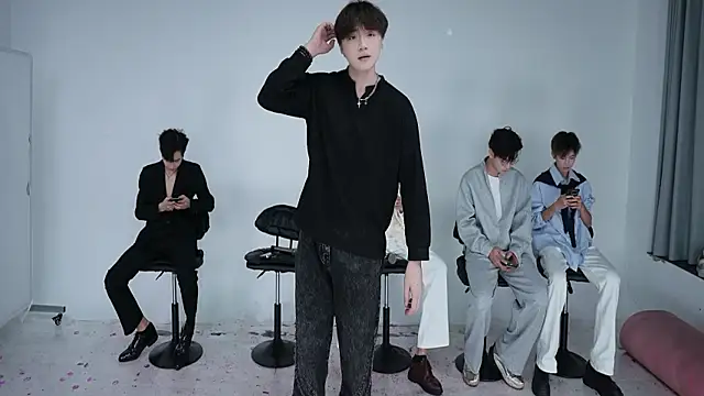 JL-sweetbaby1 online show from 8, 10, 2025