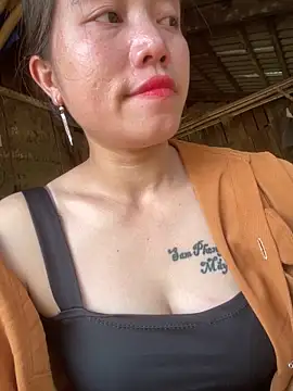 chipp-bong online show from 17, 4, 2026