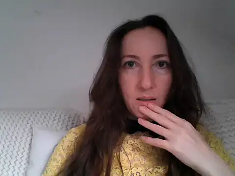 Snapshot of Valessya chatting on 5, 5, 2026 Valessya online show from 5, 5, 2026