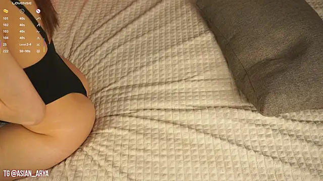 Snapshot of bigboobsarya chatting on 1, 4, 2026 bigboobsarya online show from 1, 4, 2026