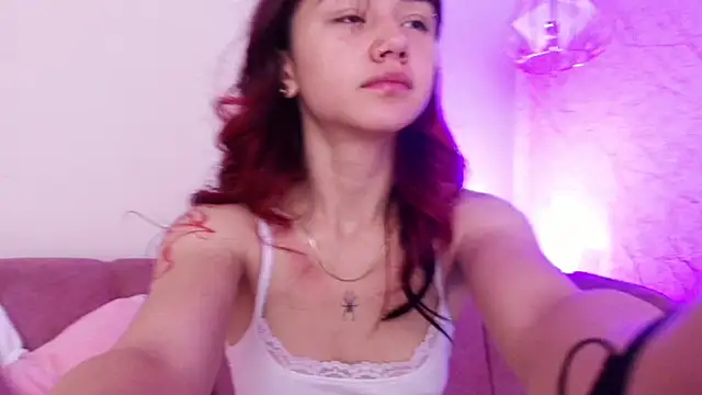 april bennett online show from 21, 10, 2025