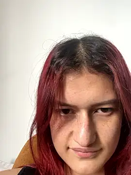 Caroline daring online show from 11, 3, 2026