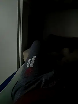 Enriquee147 online show from 4, 11, 2025