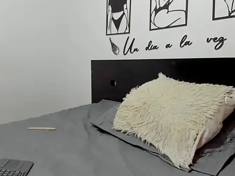 Allison 21  online show from 8, 11, 2025