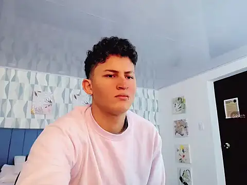 Axel savage online show from 10, 10, 2025