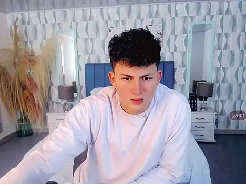 Axel savage online show from 15, 10, 2025