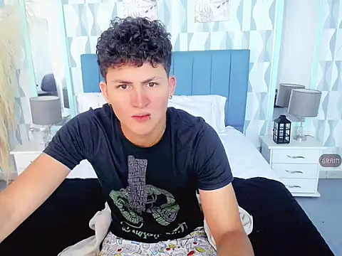 Axel savage online show from 25, 10, 2025