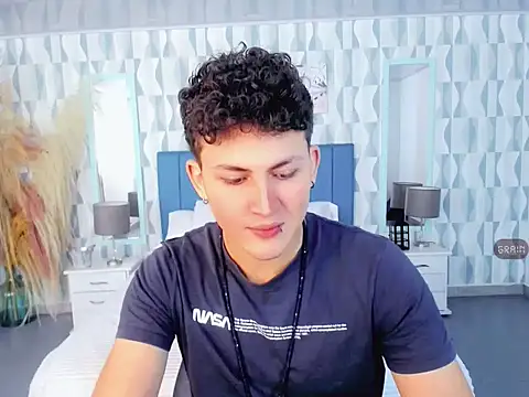 Axel savage online show from 27, 10, 2025