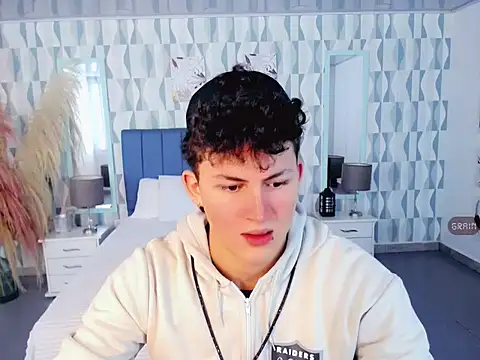 Axel savage online show from 3, 11, 2025